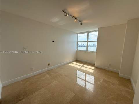 770 Claughton Island Dr 2016, Miami FL - photo 9 of 37
