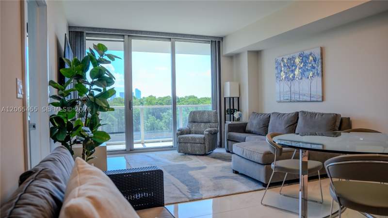 2 bedroom Condominium at 16385 Biscayne Blvd # 419, The Harbour North Condo, North Miami Beach — photo 3