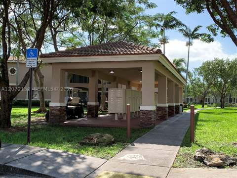 22801 SW 88th Pl 203, Cutler Bay FL - photo 18 of 24
