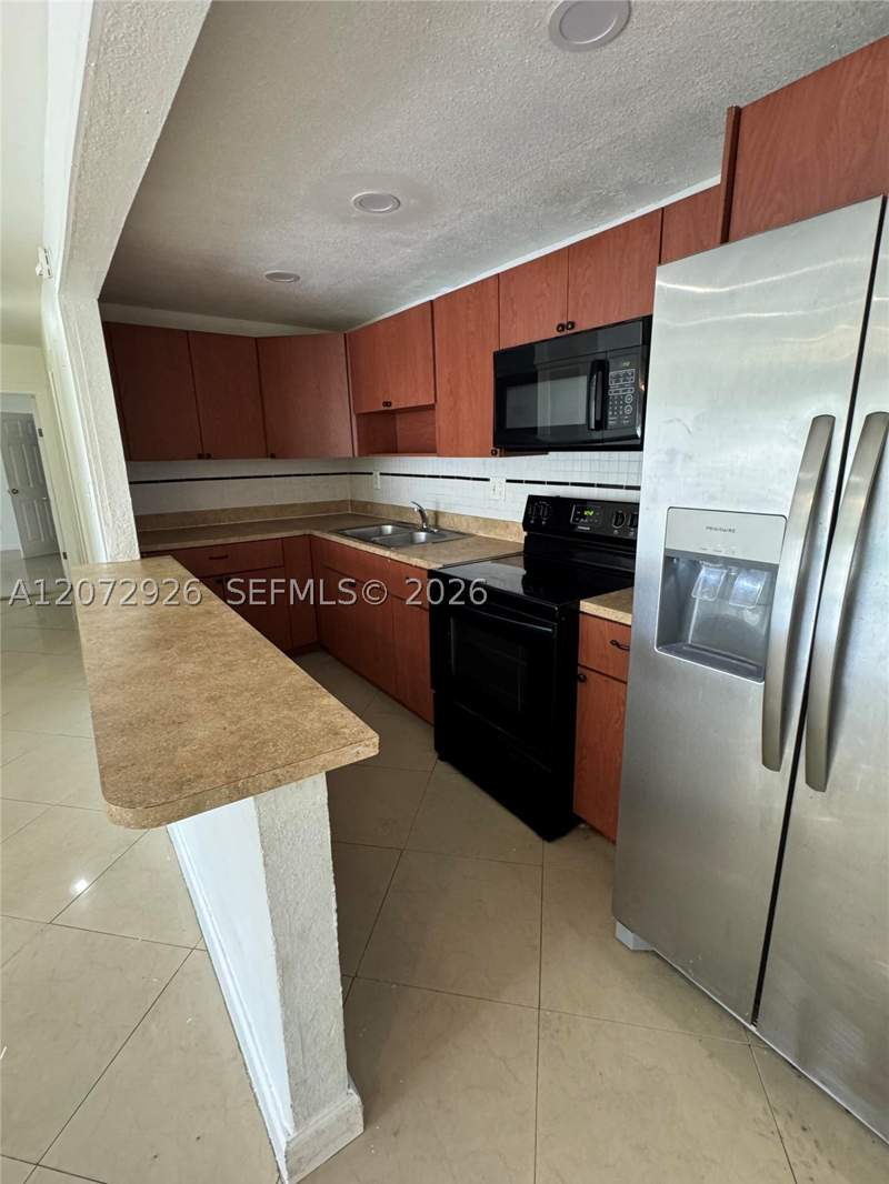 2 bedroom Condominium at 4530 NW 79th Ave 2D, Doral Gardens Condo, Doral — photo 2