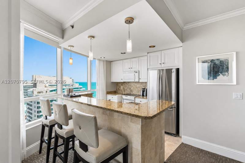 2 bedroom Condominium at 4401 Collins Ave 1915/1917, Fontainebleau II Condo, Miami Beach — photo 3