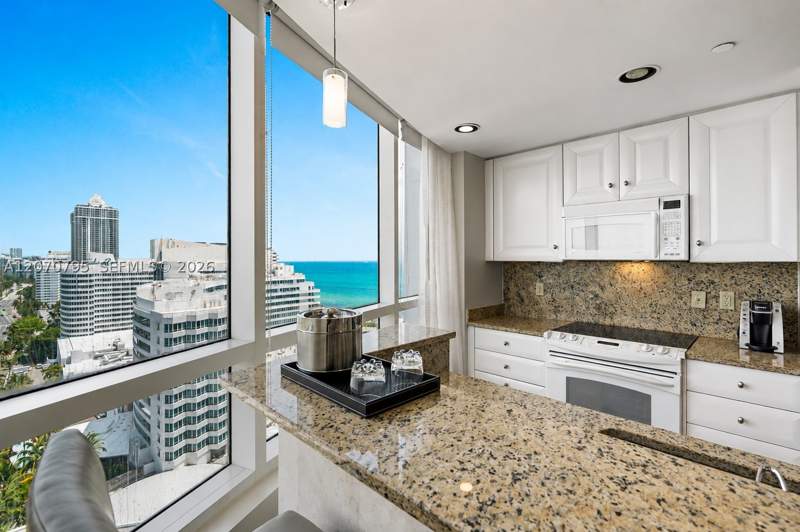 2 bedroom Condominium at 4401 Collins Ave 1915/1917, Fontainebleau II Condo, Miami Beach — photo 4
