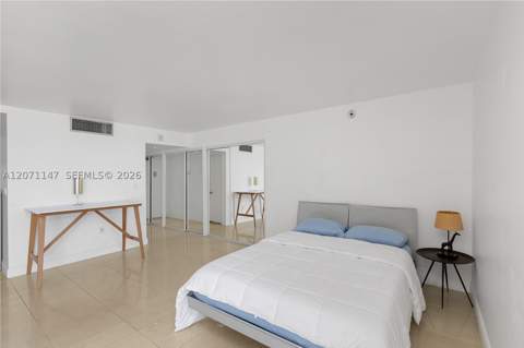 401 Ocean Dr 607, Miami Beach FL - photo 14 of 35