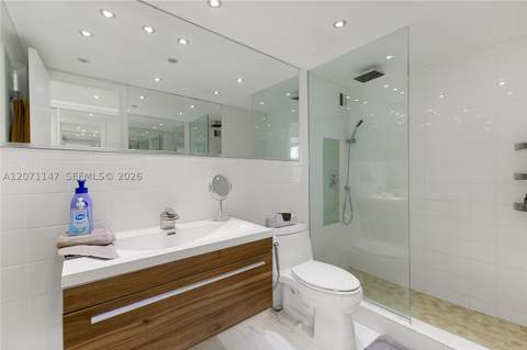 401 Ocean Dr 607, Miami Beach FL - photo 16 of 35