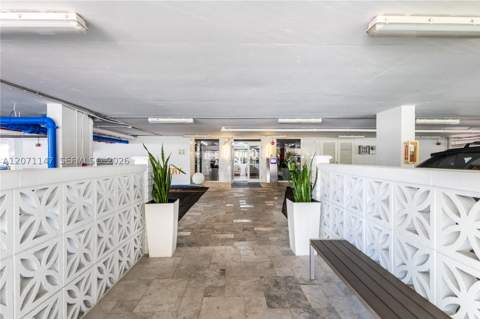 401 Ocean Dr 607, Miami Beach FL - photo 18 of 35