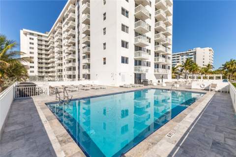 401 Ocean Dr 607, Miami Beach FL - photo 21 of 35