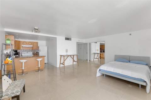 401 Ocean Dr 607, Miami Beach FL - photo 8 of 35