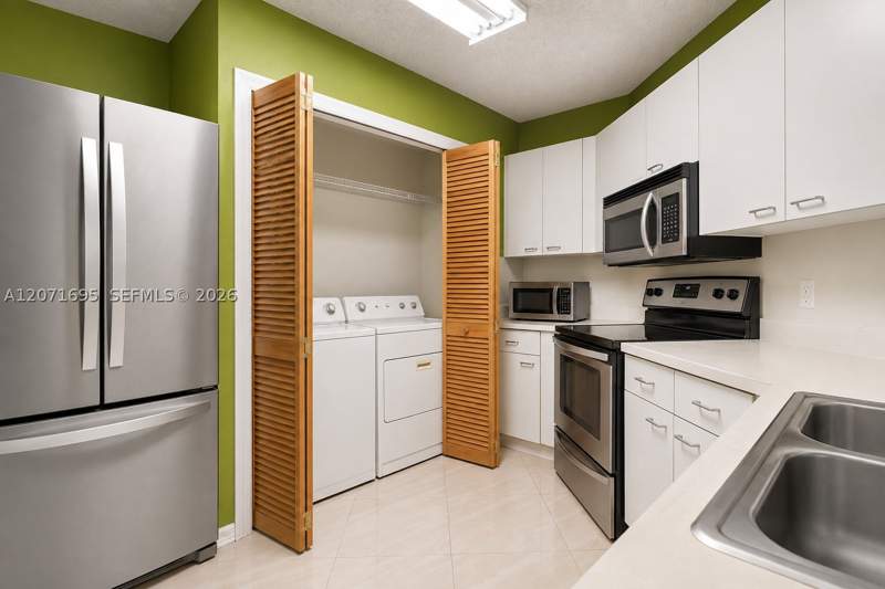 2 bedroom Condominium at 6276 NW 186th St 305, Mediterranean Villas Cond, Hialeah — photo 2