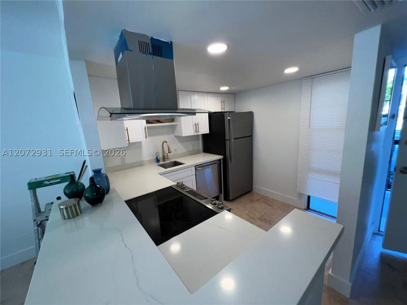 1 bedroom Condominium at 20500 W Country Club Dr 117, Biscaya III Condo, Aventura — photo 4