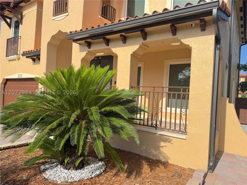 4 bedroom SingleFamilyResidence at 3121 SW 156th Ave, Egret Lakes Estates Sec 8, Miami — photo 2