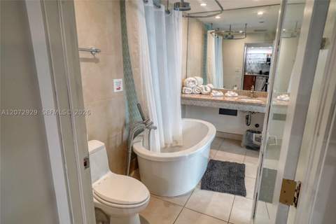1036 Ocean Dr B202, Miami Beach FL - photo 10 of 28