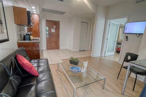 1036 Ocean Dr B202, Miami Beach FL - photo 11 of 28