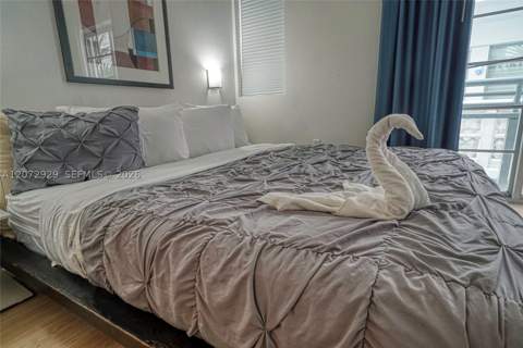 1036 Ocean Dr B202, Miami Beach FL - photo 13 of 28