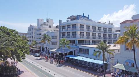 1036 Ocean Dr B202, Miami Beach FL - photo 17 of 28