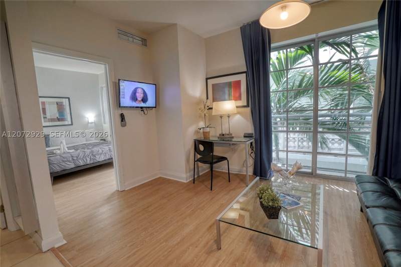 1 bedroom Condominium at 1036 Ocean Dr B202, The Strand On Ocean Drive, Miami Beach — photo 3