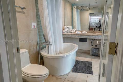 1036 Ocean Dr B202, Miami Beach FL - photo 9 of 28