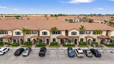 8881 W 35th Ln, Hialeah FL - photo 21 of 34