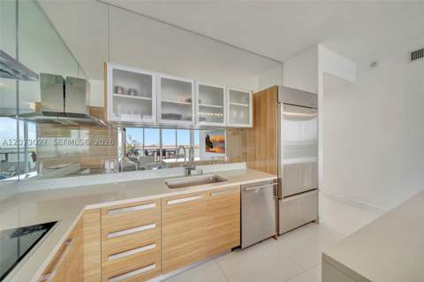 2020 N Bayshore Dr 708, Miami FL - photo 13 of 75