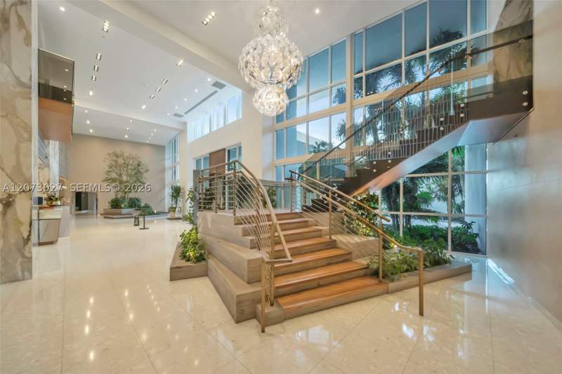 2 bedroom Condominium at 2020 N Bayshore Dr 708, Paramount Bay Condo, Miami — photo 5