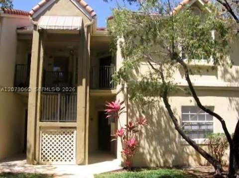 18304 NW 68th Ave N, Hialeah FL - photo 14 of 32