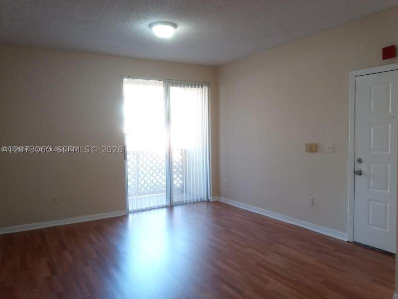 1 bedroom Condominium at 18304 NW 68th Ave N, La Hacienda Country Club, Hialeah — photo 5