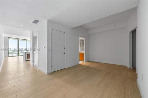 1400 Biscayne Blvd 1903, Miami FL - photo 17 of 25