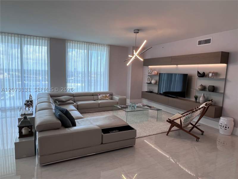 2 bedroom Condominium at 17301 Biscayne Blvd 1402, Marina Palms Residences N, North Miami Beach — photo 2