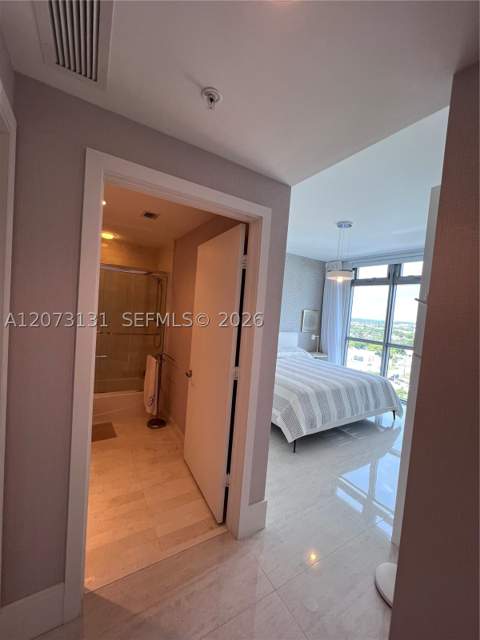 17301 Biscayne Blvd 1402, North Miami Beach FL - photo 24 of 38