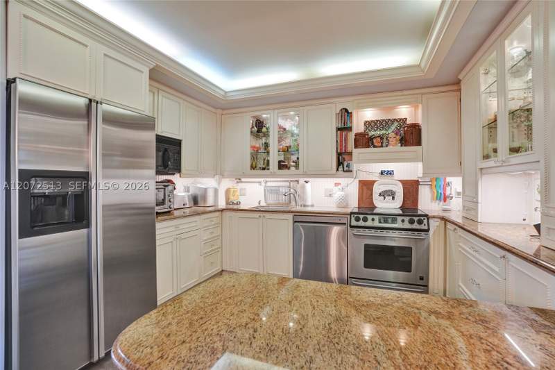 2 bedroom Condominium at 11113 Biscayne Blvd 1156, Jockey Club III Condo, Miami — photo 3