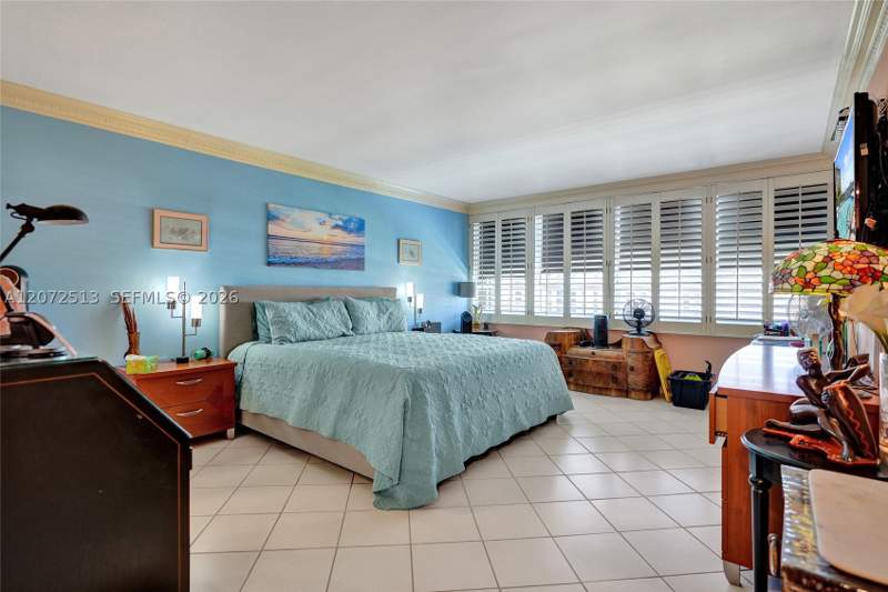 2 bedroom Condominium at 11113 Biscayne Blvd 1156, Jockey Club III Condo, Miami — photo 4