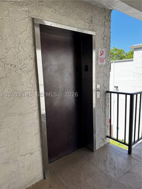 6900 N Kendall Dr A403, Pinecrest FL - photo 16 of 26