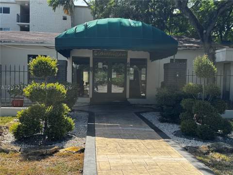 6900 N Kendall Dr A403, Pinecrest FL - photo 24 of 26