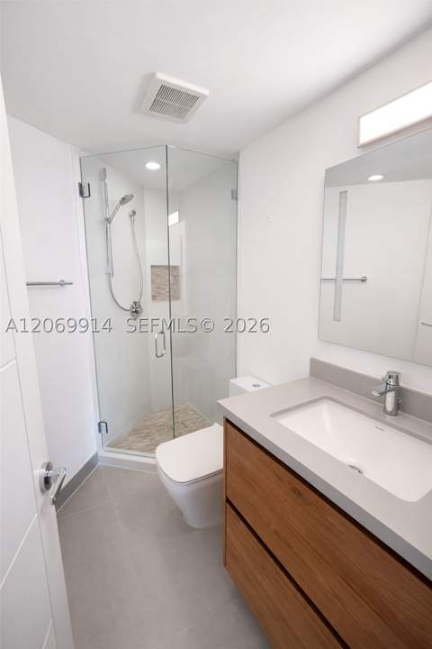 520 Brickell Key Dr A1421, Miami FL - photo 13 of 16