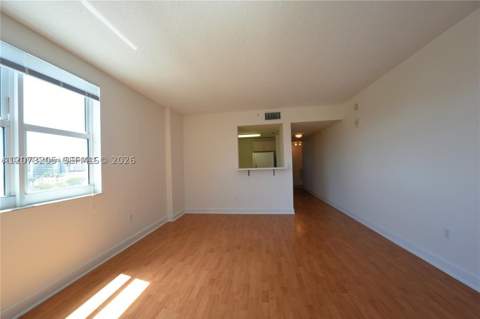 50 Menores Ave 802, Coral Gables FL - photo 8 of 10