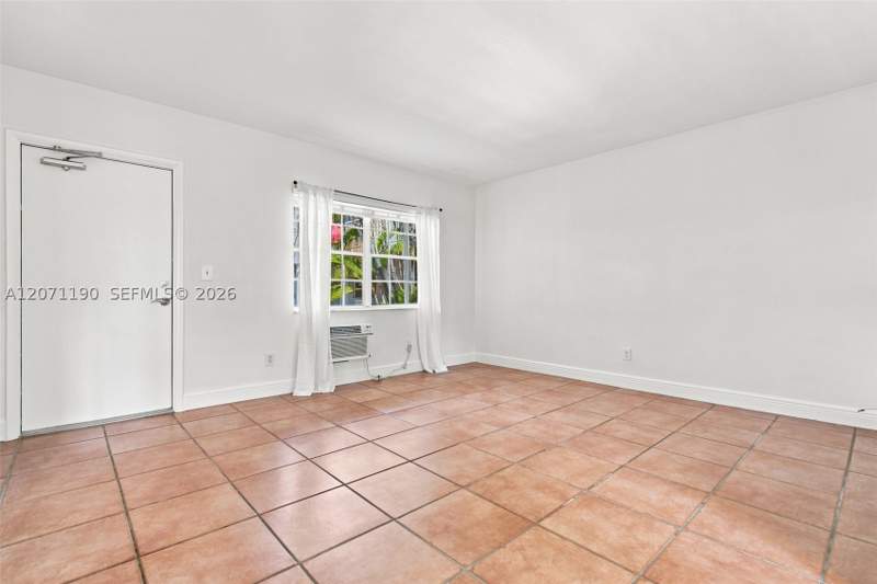 1 bedroom Condominium at 6511 Santona St C6, Santona Condo, Coral Gables — photo 5