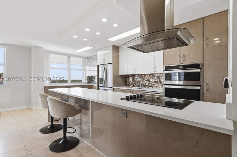3 bedroom Condominium at 250 174th St 2004, Winston Towers 100 Condo, Sunny Isles Beach — photo 5