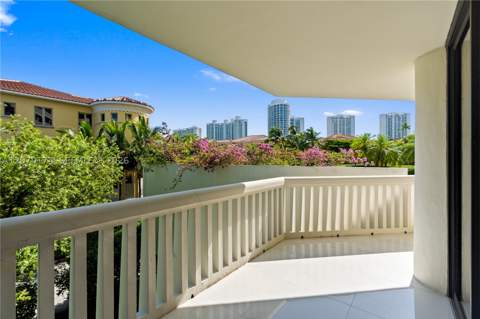 1000 W Island Blvd 202, Aventura FL - photo 17 of 98