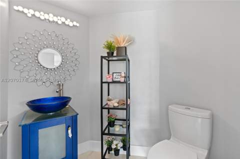 1000 W Island Blvd 202, Aventura FL - photo 23 of 98