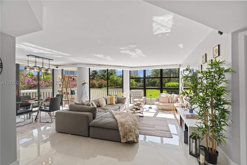 3 bedroom Condominium at 1000 W Island Blvd 202, 1000 ISL BLVD WILLIAMS IS, Aventura — photo 5