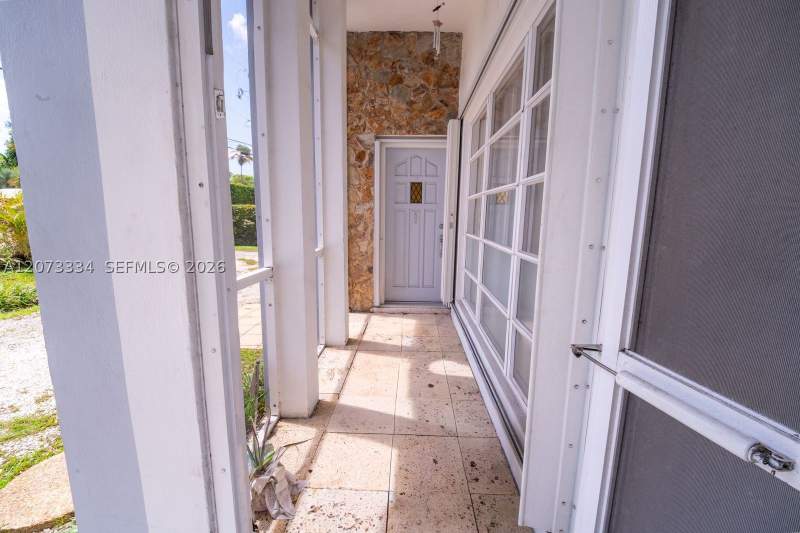 2 bedroom SingleFamilyResidence at 11600 NE 6th Ave, Biscayne Park Estates, Biscayne Park — photo 4