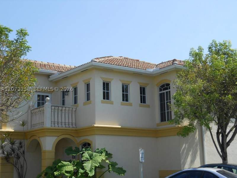 3 bedroom Condominium at 8351 SW 124th Ave 106, Kendall Village Townvilla, Miami — photo 2