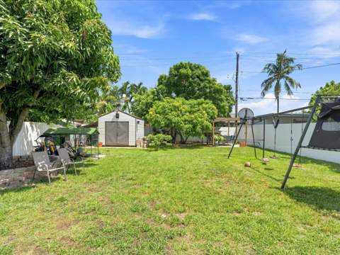 363 E 62nd Street, Hialeah FL - photo 10 of 41