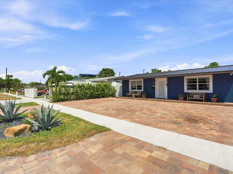 2 bedroom SingleFamilyResidence at 363 E 62nd Street, Saratoga Heights, Hialeah — photo 5