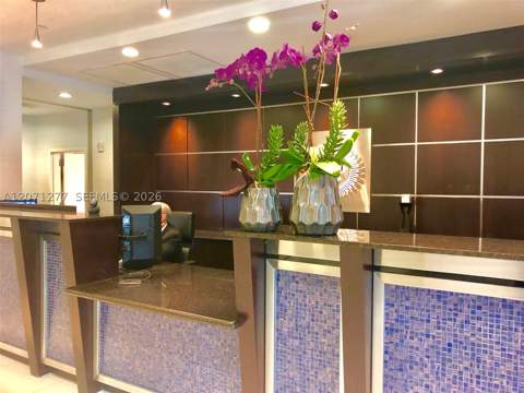 1800 N Bayshore Dr 814, Miami FL - photo 9 of 47