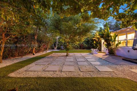 815 Monterey St, Coral Gables FL - photo 20 of 25