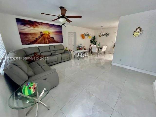 5 bedroom SingleFamilyResidence at 10891 N Snapper Creek Dr, Westwood Ests Sec 2 2nd A, Miami — photo 3