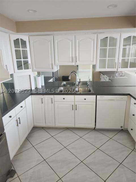 11930 N Bayshore Dr 1407, North Miami FL - photo 8 of 46