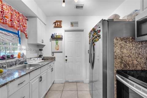 1191 NW 49th St, Miami FL - photo 10 of 41