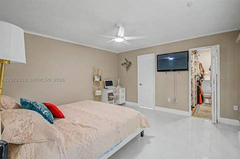 15431 SW 177th Ter, Miami FL - photo 16 of 38