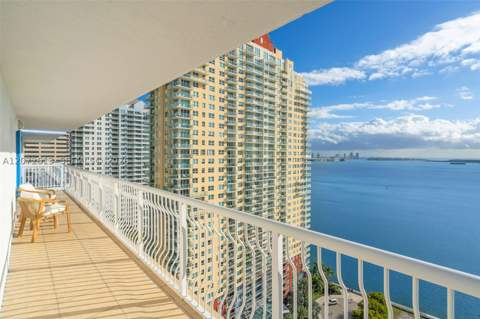 1200 Brickell Bay Dr 2501, Miami FL - photo 19 of 33